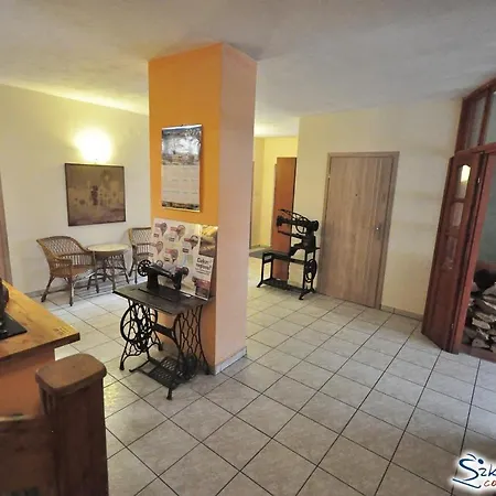 بيت ضيافة Nova - Centrum شكلارسكا بوريبا